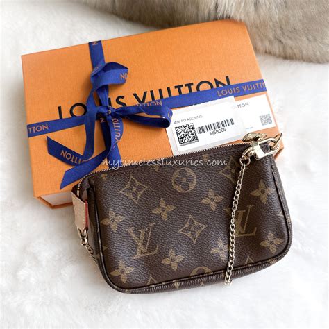 louis vuitton plastiktasche|Louis Vuitton mini pochette.